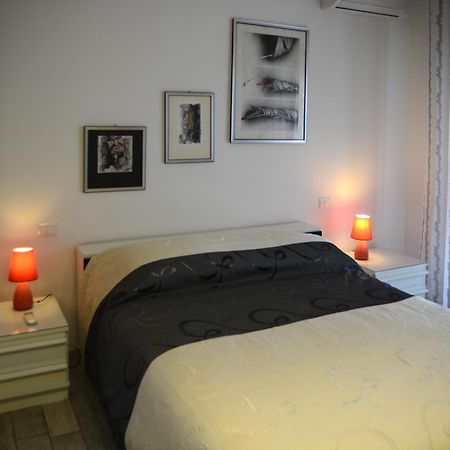B&B Villa Garden Bisceglie Buitenkant foto