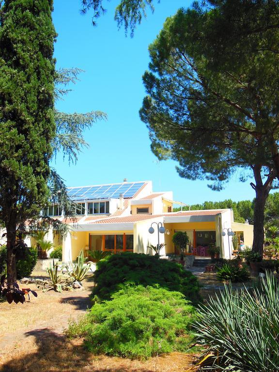 B&B Villa Garden Bisceglie Buitenkant foto